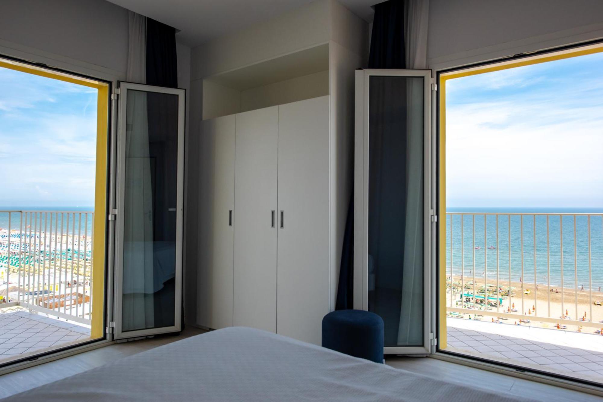Hotel Fedora Riccione Exterior photo
