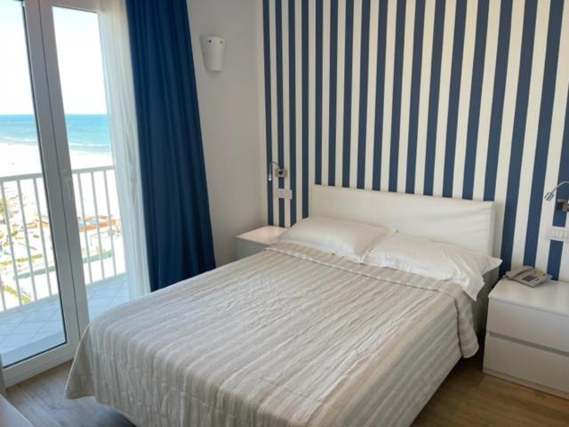 Hotel Fedora Riccione Exterior photo